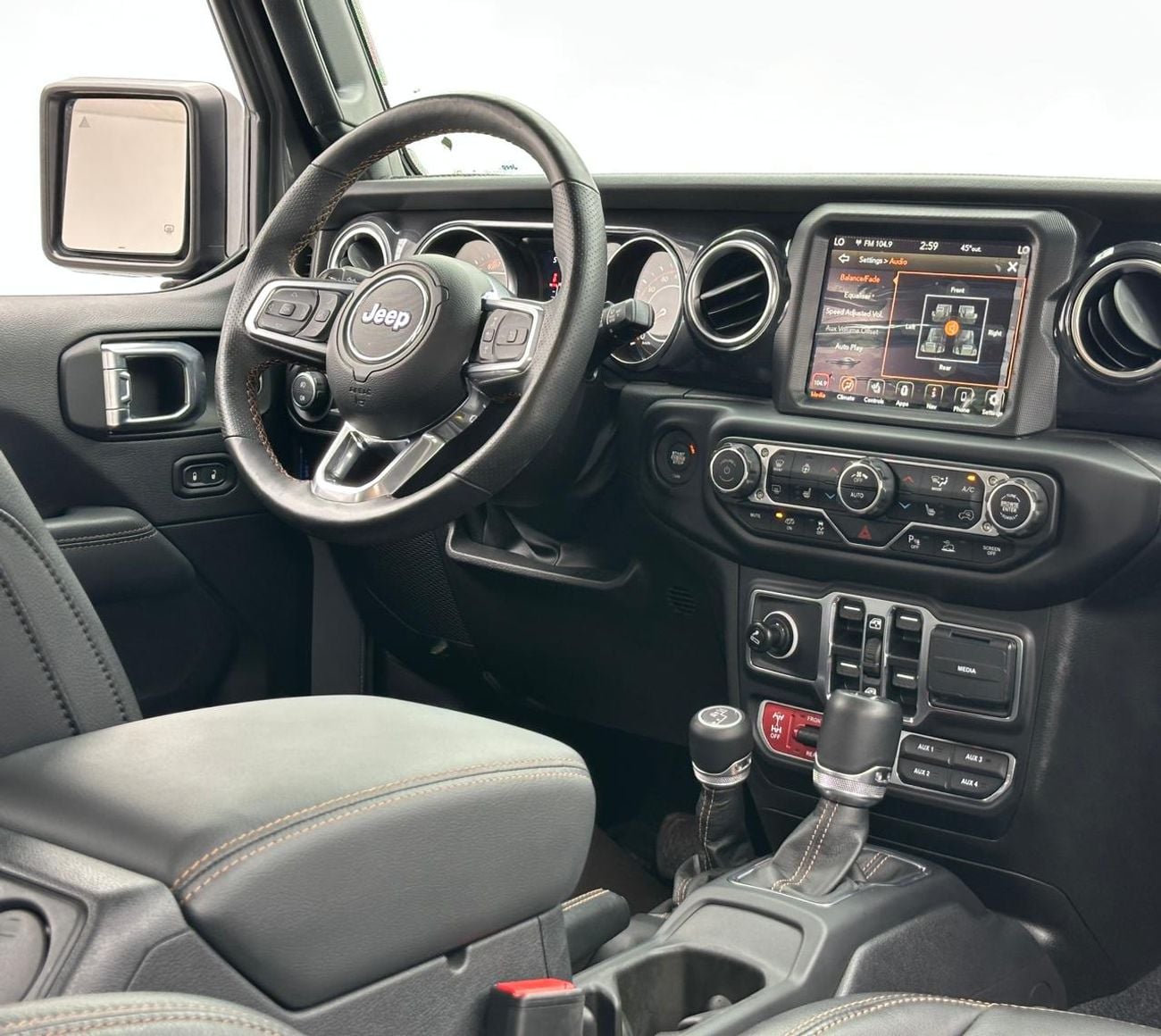 جيب رانجلر أنليميتد 2023 Jeep Wrangler Rubicon 392 SRT, Feb/2027 JEEP Warranty, GCC