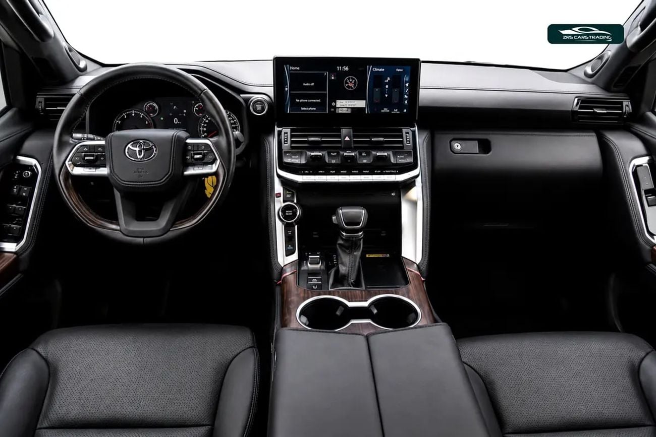 Toyota Land Cruiser GXR Twin-Turbo GCC Specs / Al Futtaim Warranty + Service
