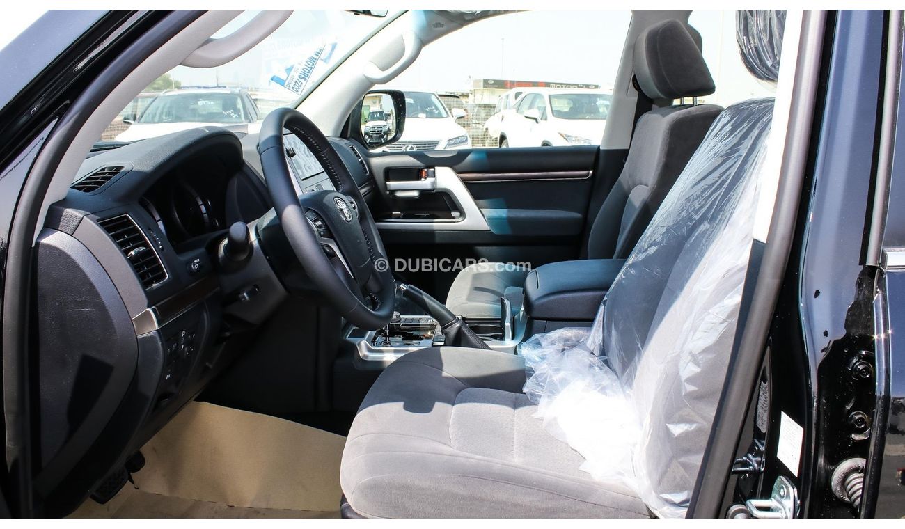 Toyota Land Cruiser VX 5.7 V8