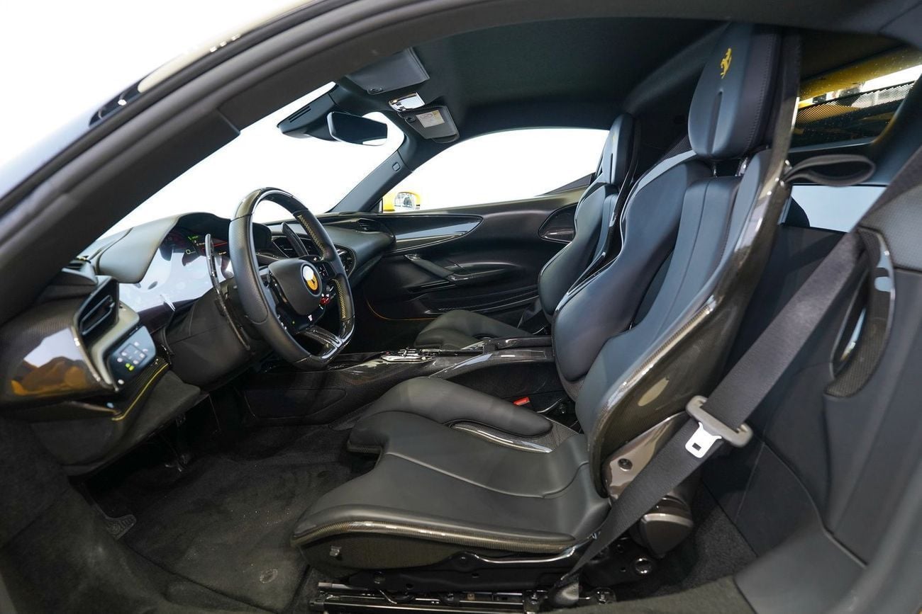 فيراري SF90 ستراديل STRADALE