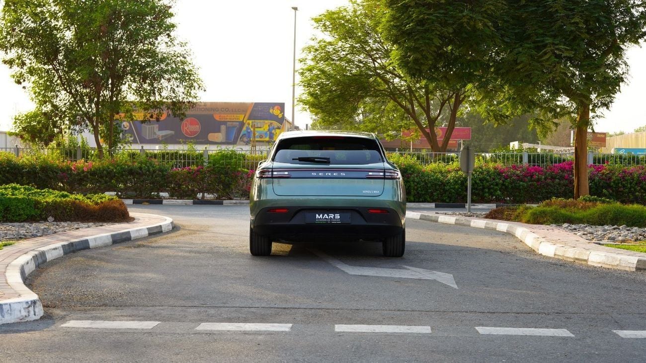Seres 5 2025 Seres 5 Comfortline RWD / 1.5T Hybrid (Plug-In) / 40 kWh / 263 hp / Gcc Specs / Dealer Warranty