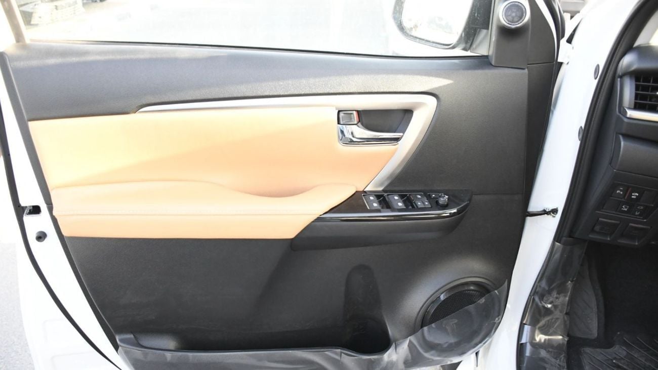 Toyota Fortuner VXR 4.0L (278 HP) VXR V6 4.0L Petrol Full Option 2025YM