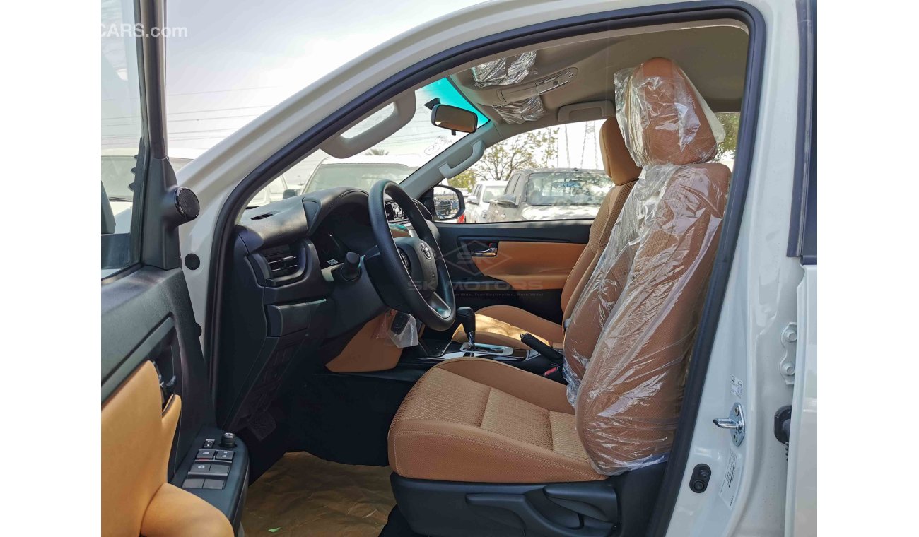 تويوتا فورتونر 2.7L 4CY Petrol, 17" Tyre, DRL LED Headlights, Bluetooth, Fog Lights, Fabric Seats (CODE # TFMO02)