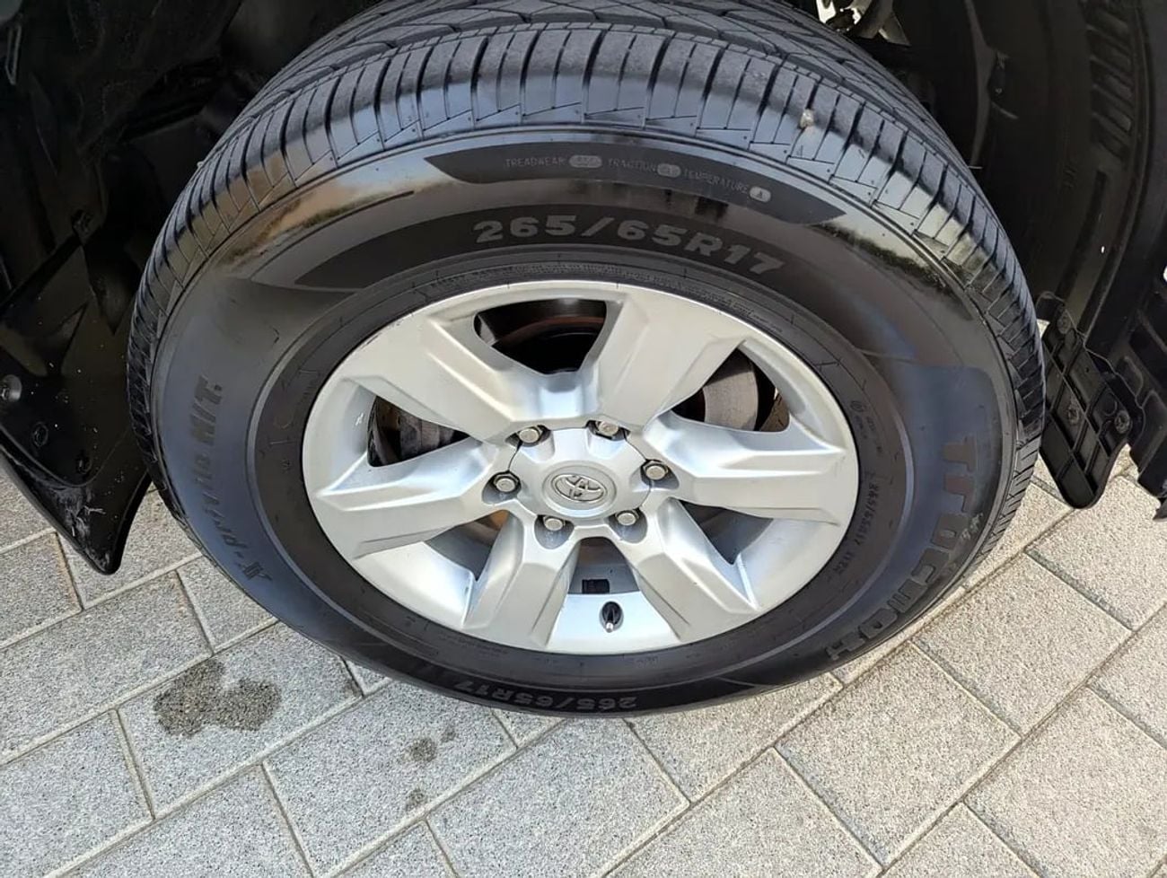 Toyota Prado TX-L TXL | 2.7L V4 | GCC Specs | 4WD | Excellent Condition*