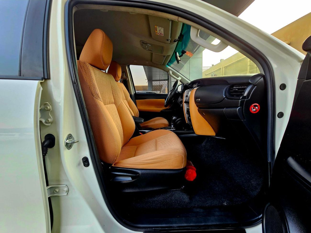 Toyota Fortuner EXR 2.7L (164 HP) EXR/ 4WD GCC 2.7L/ 3 KEYS/ SINGLE OWNER/ IMMACULATE CONDITION