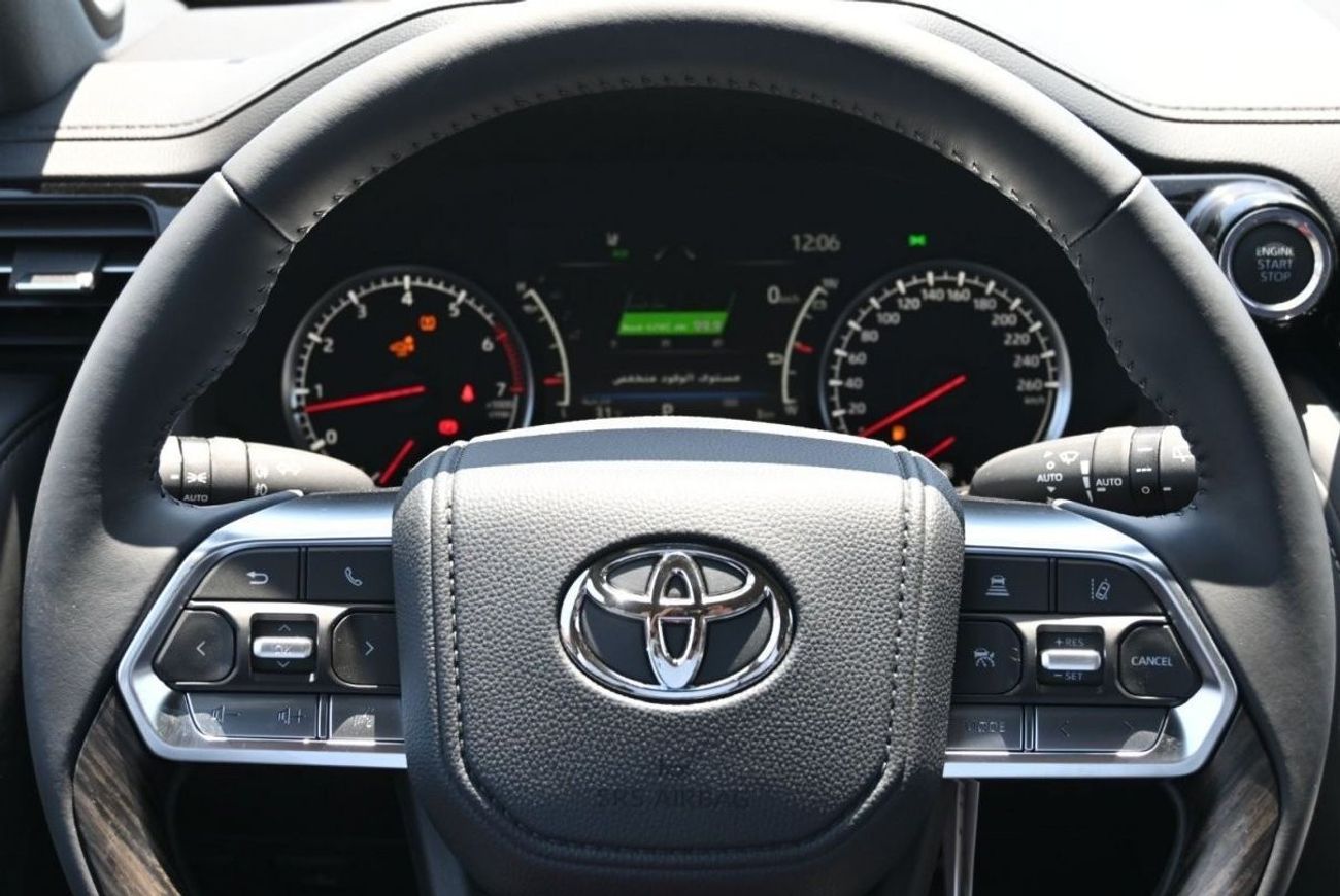 Toyota Land Cruiser Toyota Land Cruiser VXR 3.5L TwinTurbo V6 Petrol, Aerokit (New) Color Black Model 2024