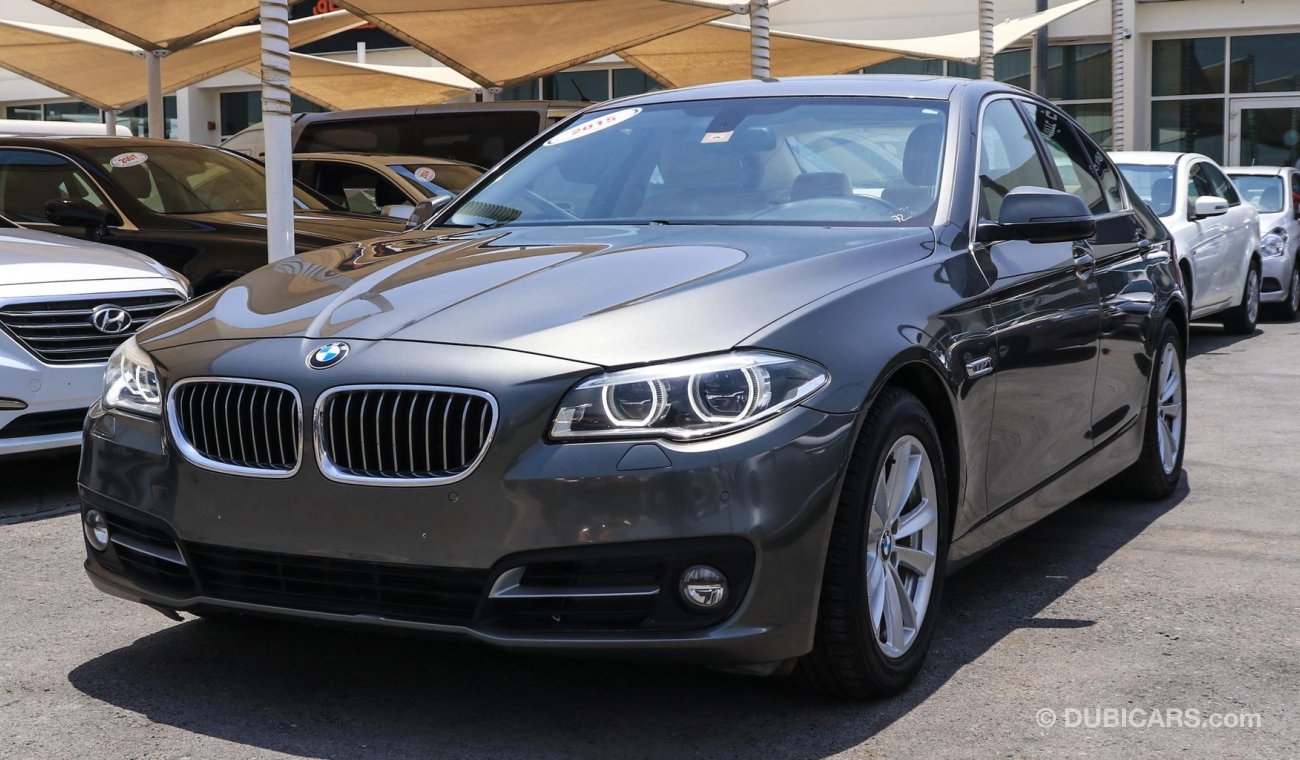 BMW 520i i