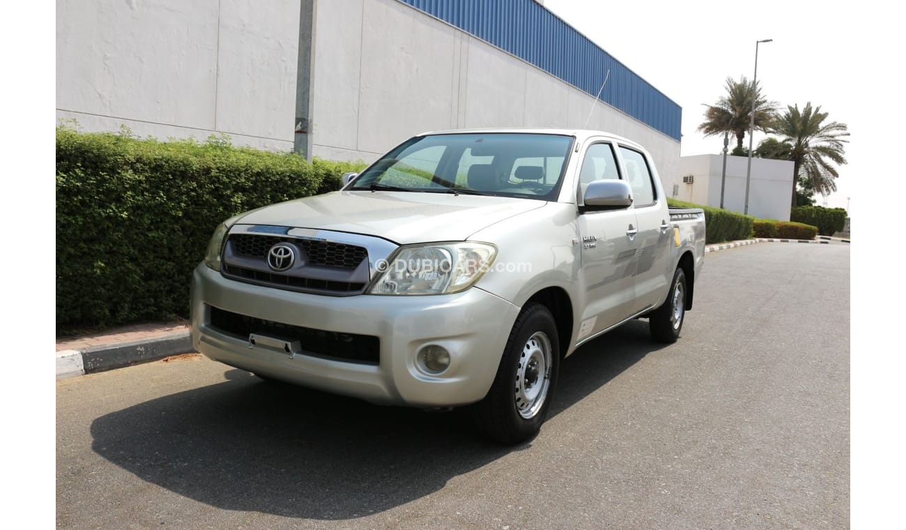 تويوتا هيلوكس تويوتا هايلكس 2011 سنقل فل اتوماتيك دبل كابين