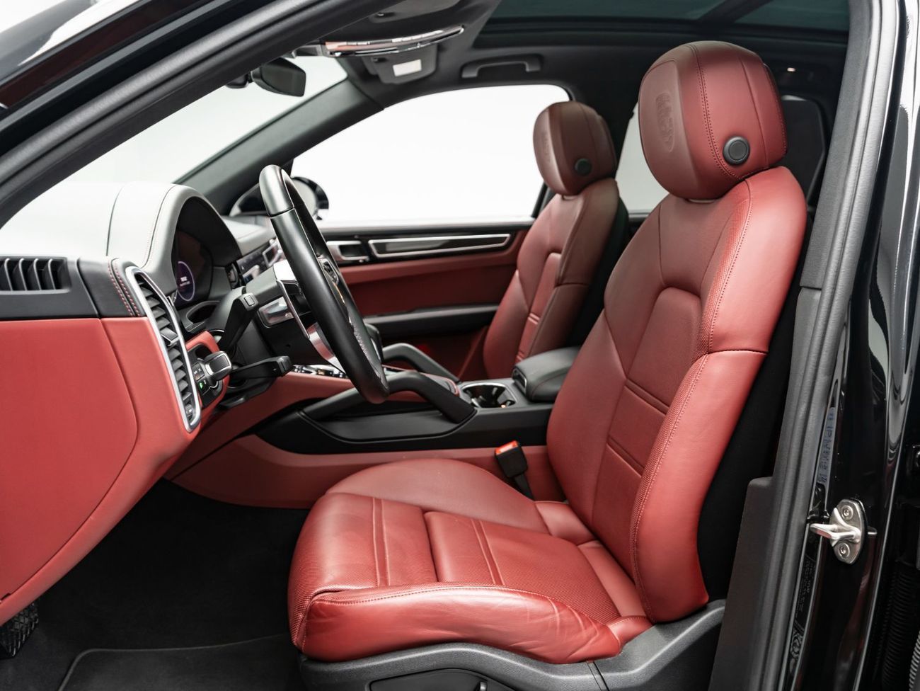 Porsche Cayenne Platinum Edition