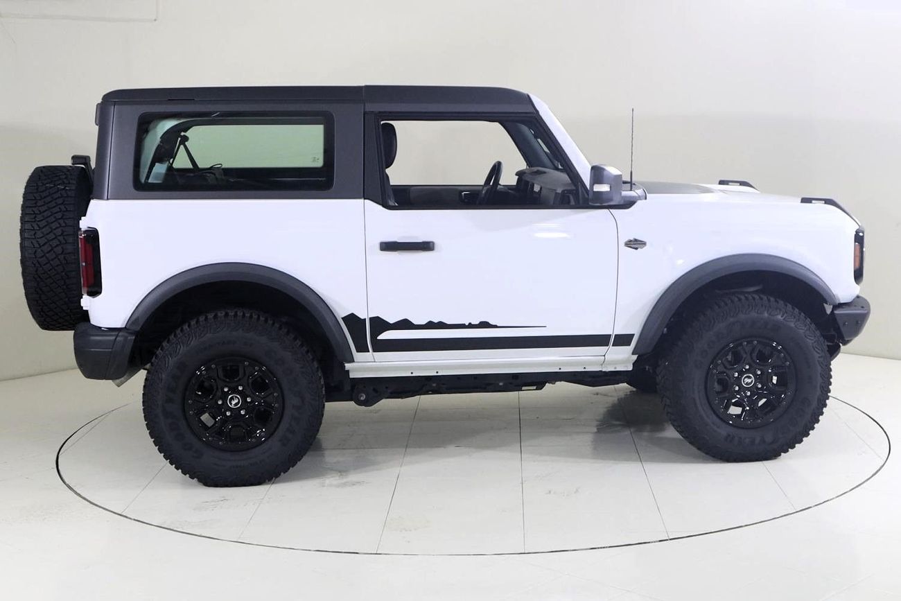 فورد برونكو Wildtrak 2.7L (4 Seater)