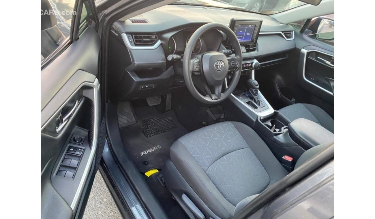 Toyota RAV4 2019 TOYOTA RAV4 XLE / FULL OPTION