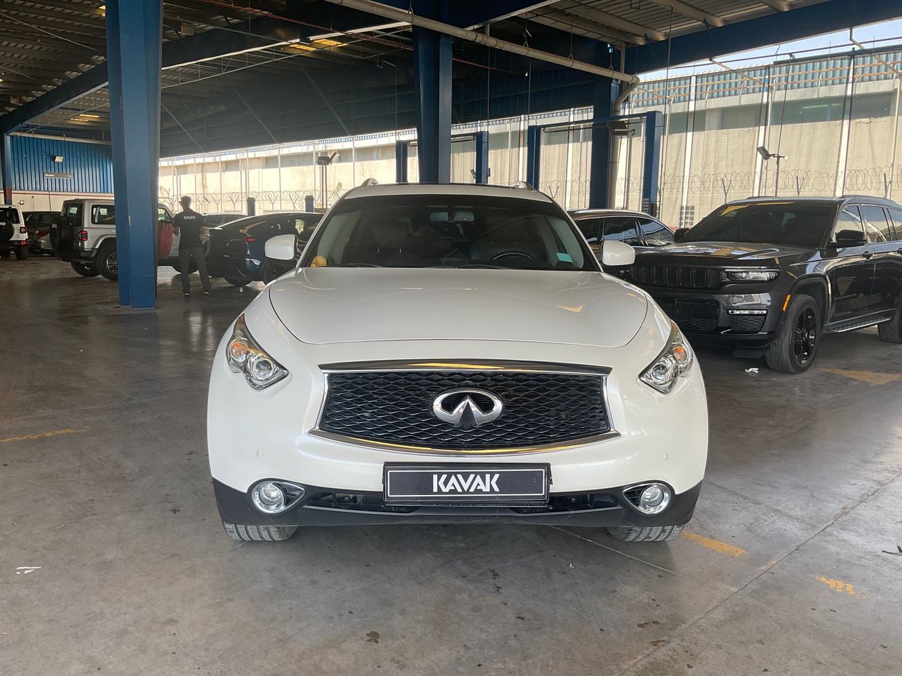 إنفينيتي QX70 Luxury / Luxe Sensory | upto AED 20,000 Ramadan Discount | شامل الضمان | 0 ﺪﻔﻋﺓ ﺃﻮﻟﻯ