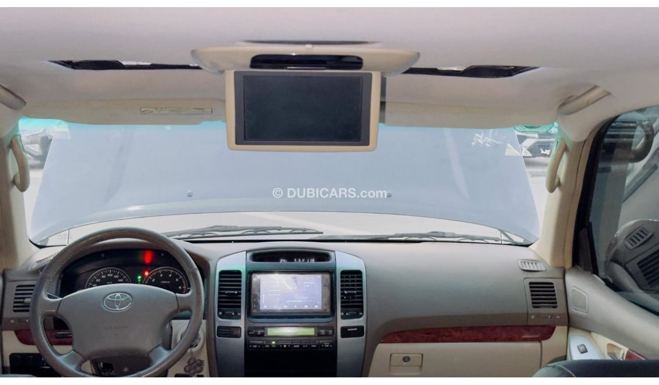 Toyota Prado 2007 | PETROL 3.7L | PREMIUM TWO TONE LEATHER SEATS | LCD DISPLAY PANEL | GOOD CONDITION