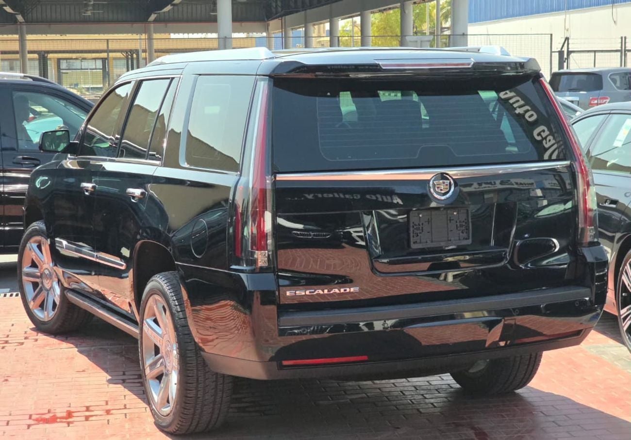 كاديلاك إسكالاد Premium Luxury 6.2L