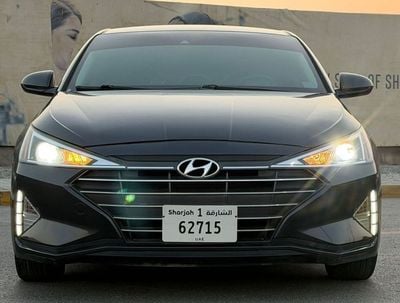 Hyundai Elantra GL 2.0L Luxury and top condition