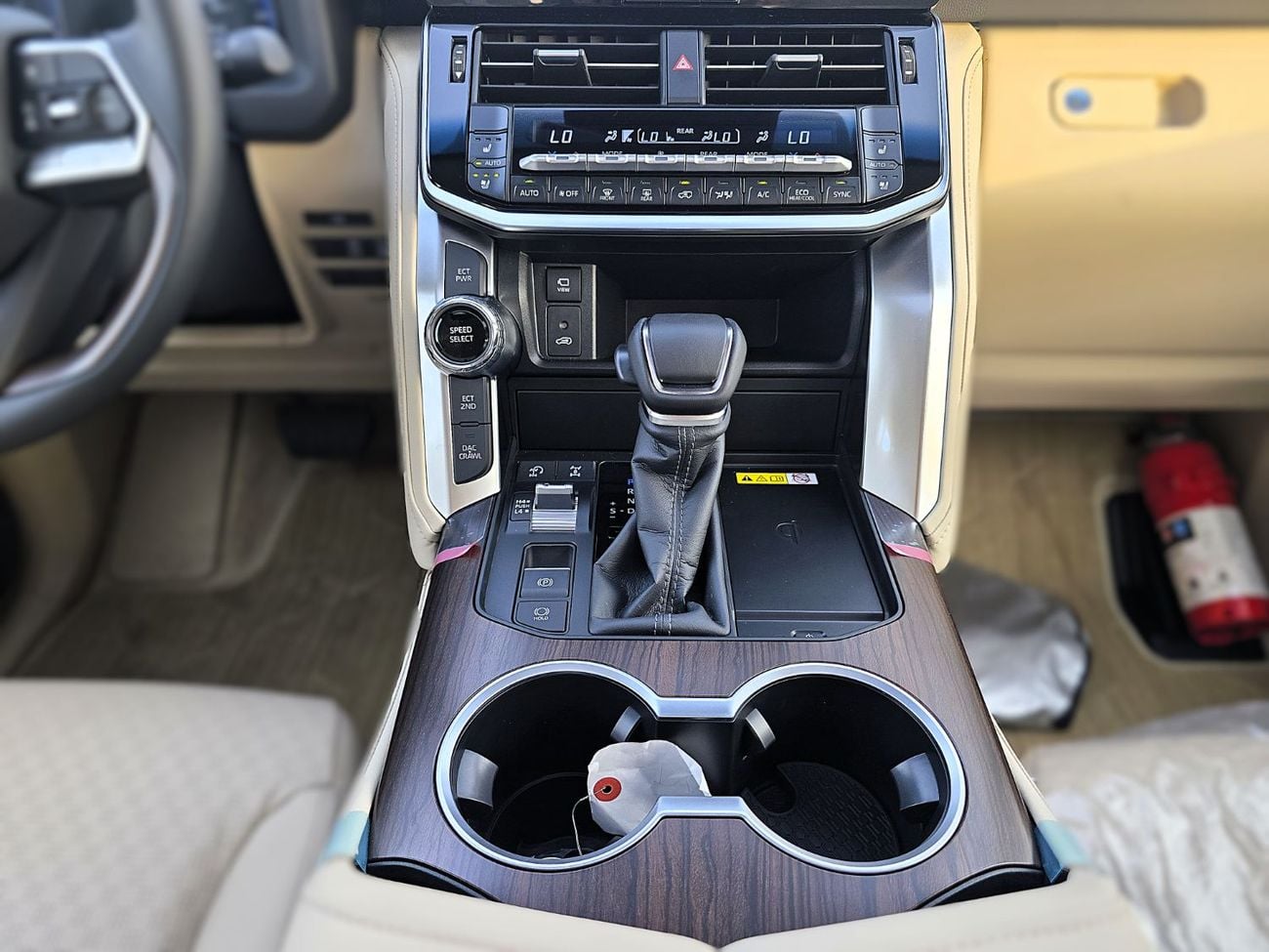 Toyota Land Cruiser Toyota Land Cruiser VXR 4.0l A/T 4WD With radar GCC Black color 2026 Model