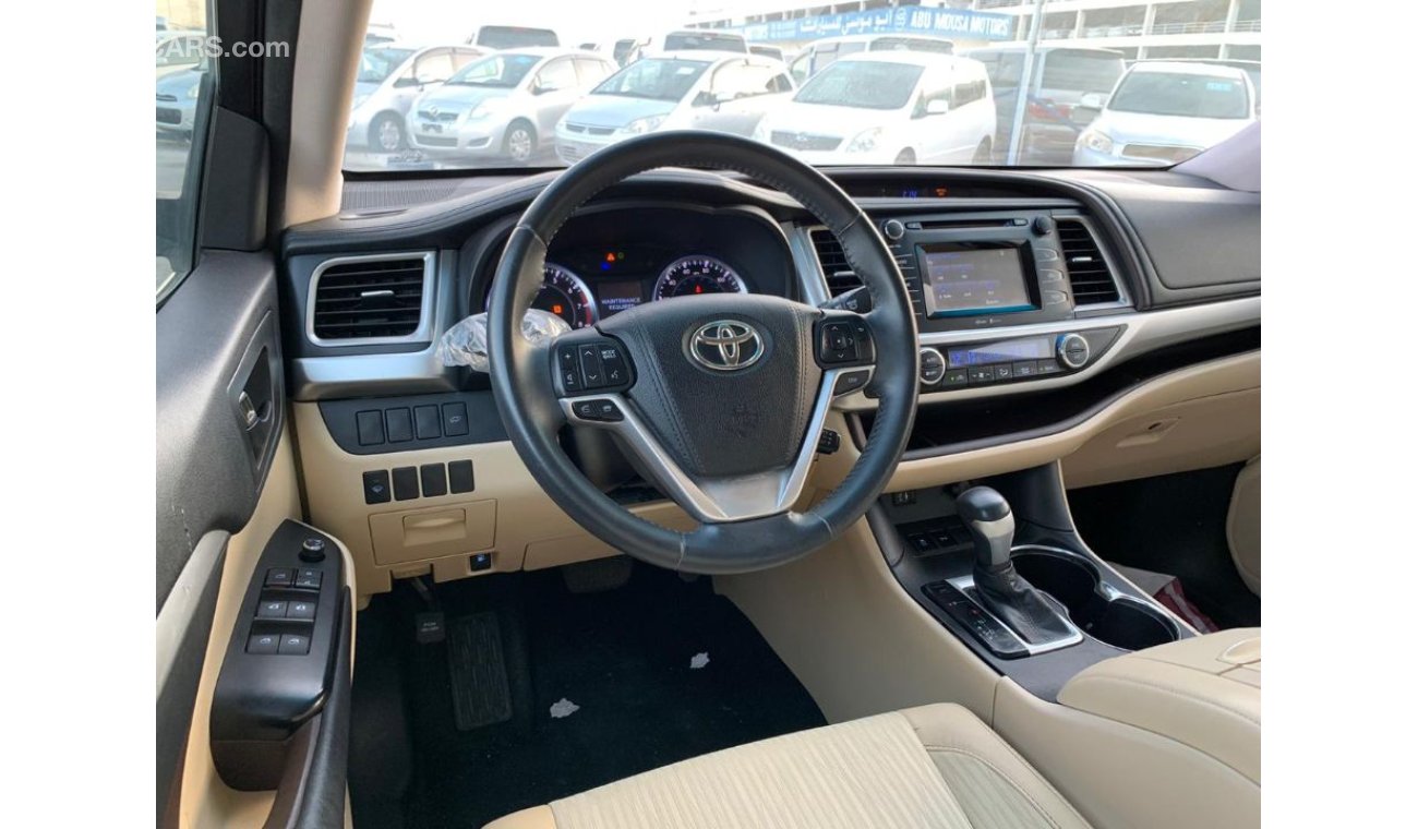 Toyota Highlander LE AWD 3.5L V6 2014 AMERICAN SPECIFICATION