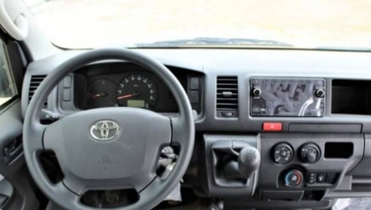 تويوتا هاياس hiace passenger 2.5l