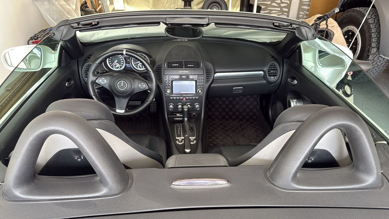 Mercedes-Benz SLK 350 AMG package