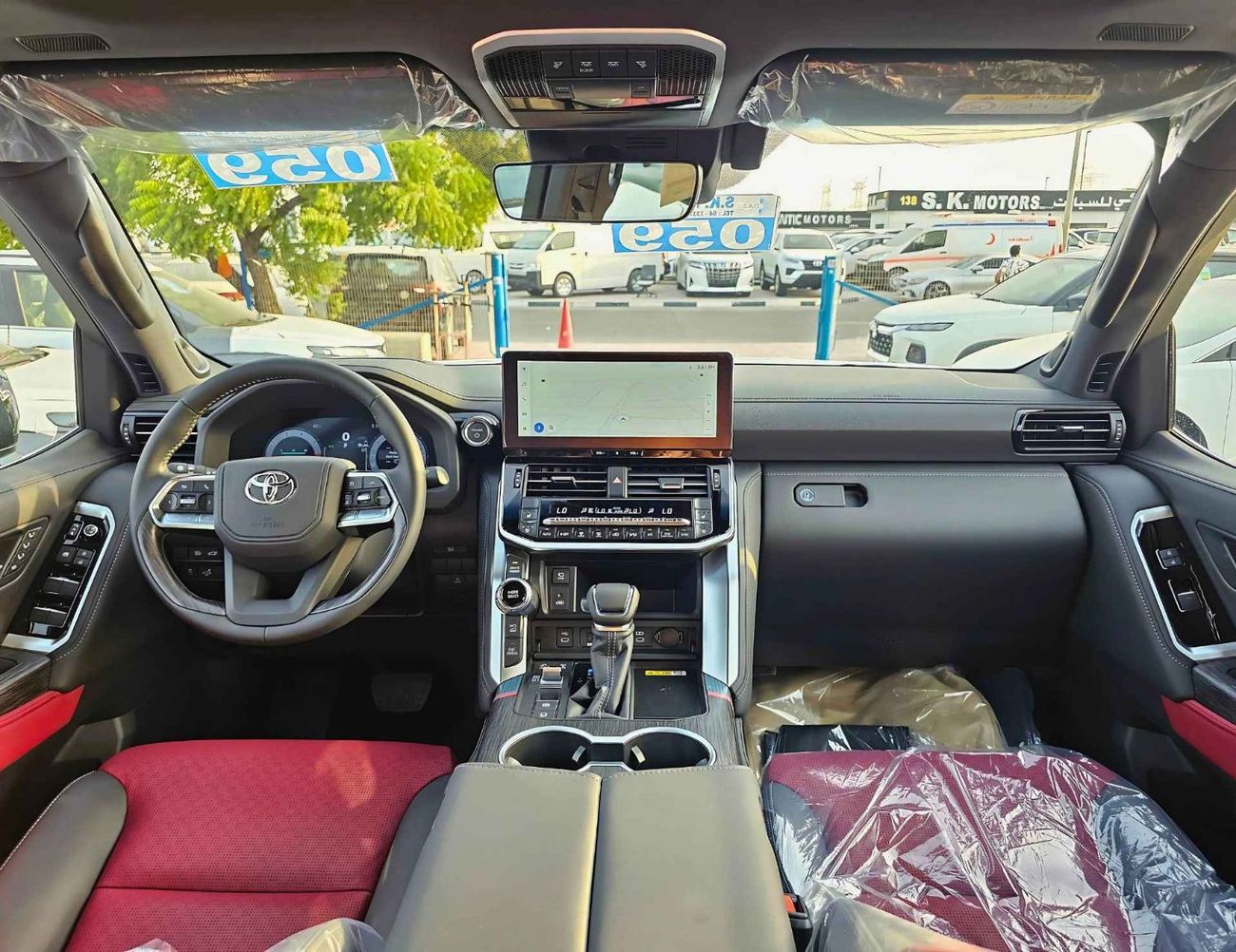 Toyota Land Cruiser HYBRID VXR TWIN TURBO / 3.5L V6 PETROL / RADAR / SUNROOF /JBL SPKRS / 360* CAMERA (CODE # LCVXR35HV)