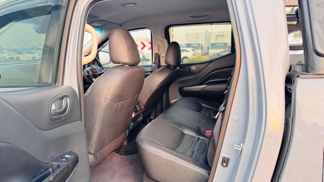 نيسان نافارا -