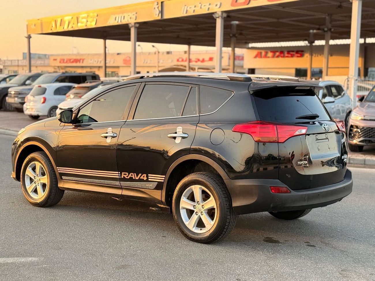 Toyota RAV4 Full option Sunroof, leather seats