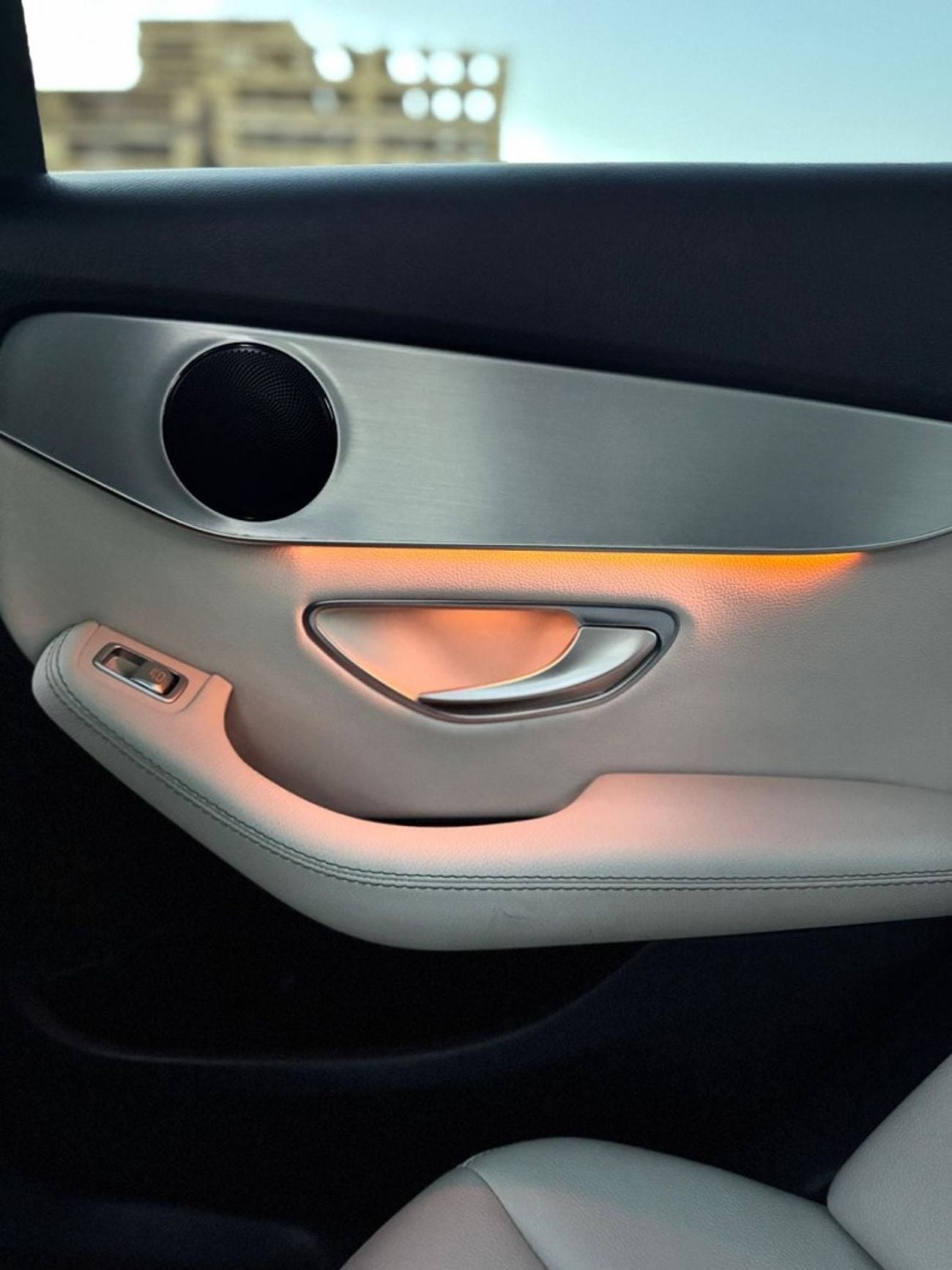 Mercedes-Benz C 300 Premium 2.0L