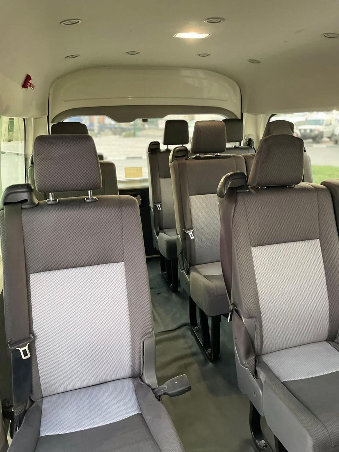 تويوتا هاياس Commuter GL High Roof 3.5L