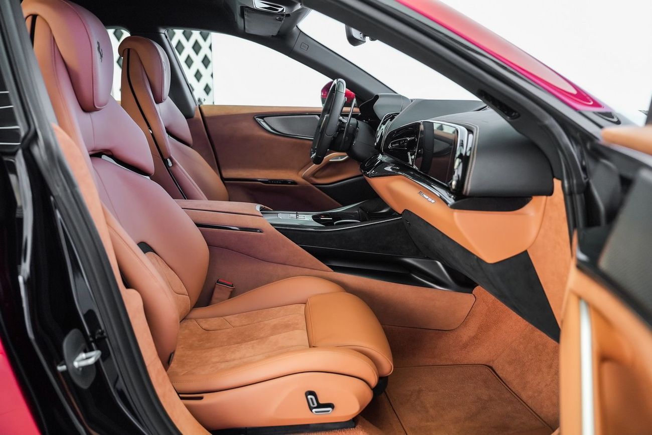 فيراري بوروسانجوي Ferrari Purosangue Full Carbon