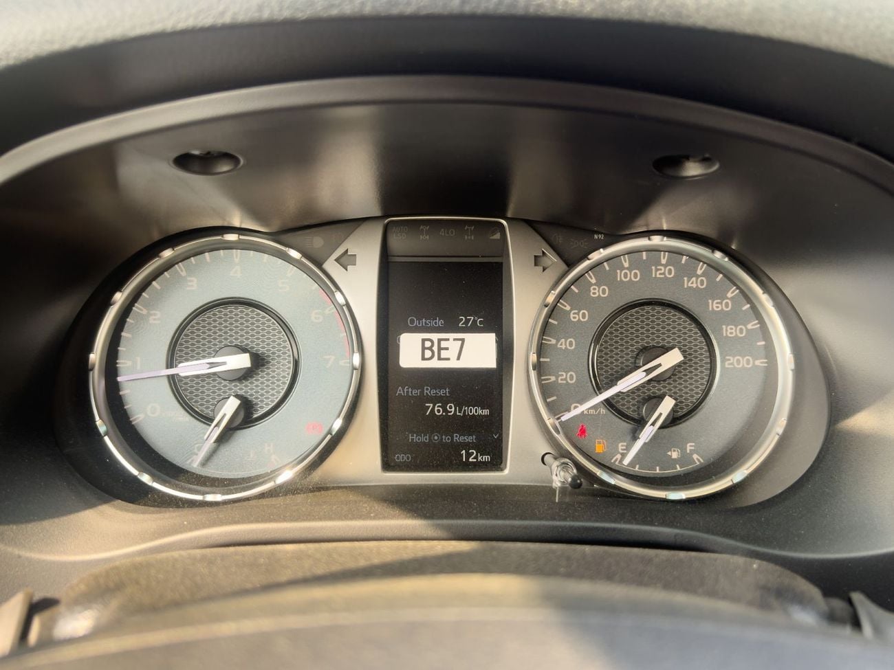 Toyota Hilux EXPORT ONLY - GLS 2.7L 4WD Single Cabin (With Central Diff Lock)