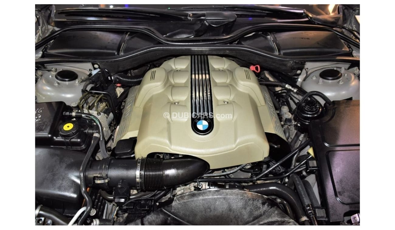 بي أم دبليو 735 VERY LOW MILEAGE! 61,000KM BMW 735Li 2003 Model!! in Grey Color! GCC Specs