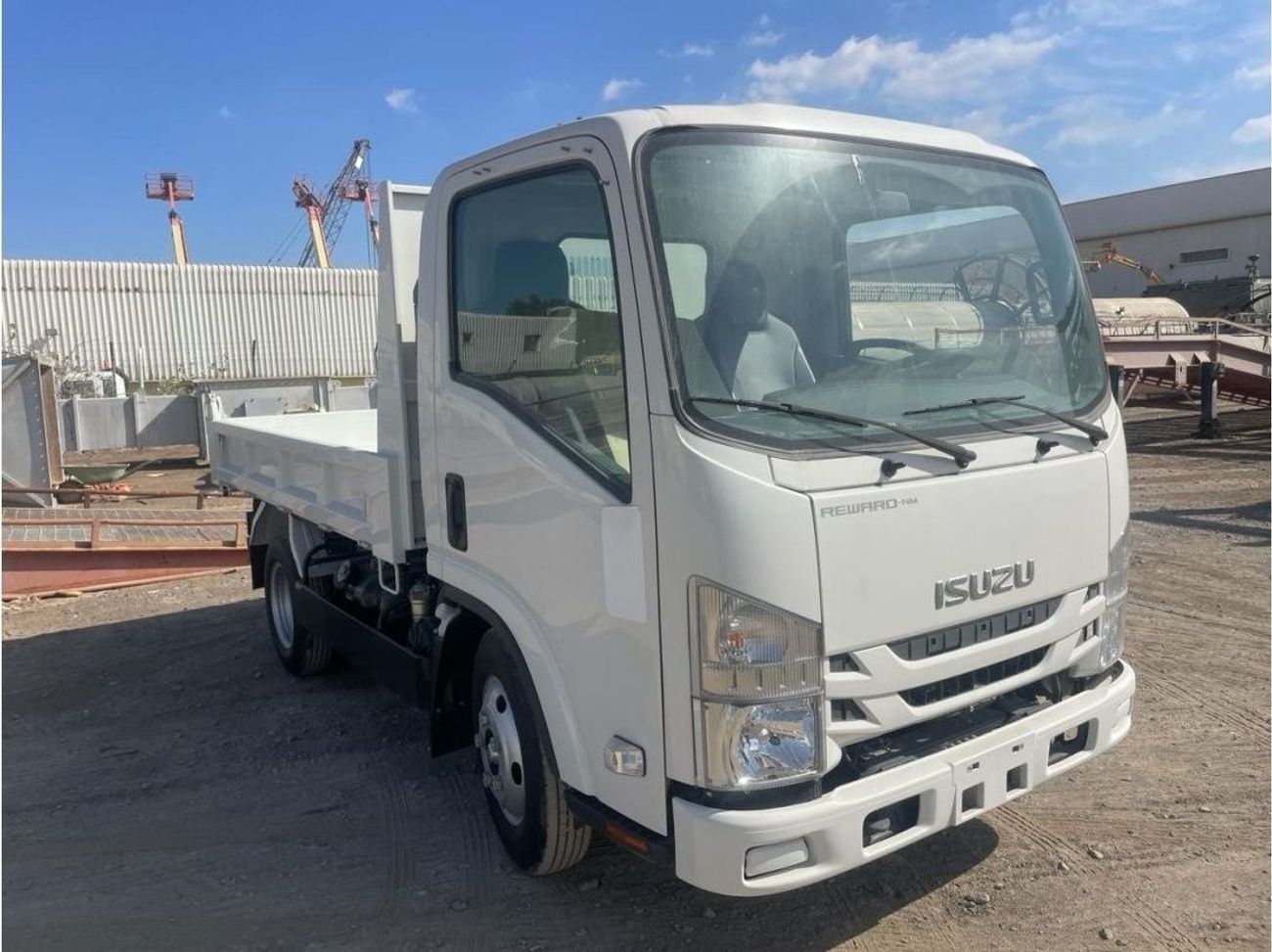 إيسوزو NMR Isuzu NMR85E2S Dump Truck 4x2
