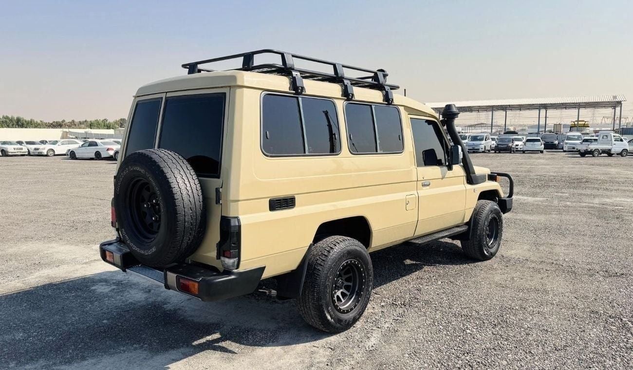 Toyota Land Cruiser 70 HARDTOP | RHD | 1997 | 4.2L DIESEL ENGINE | 12 SEATERS | (MT) | AIR SNORKEL | ROOF RACK