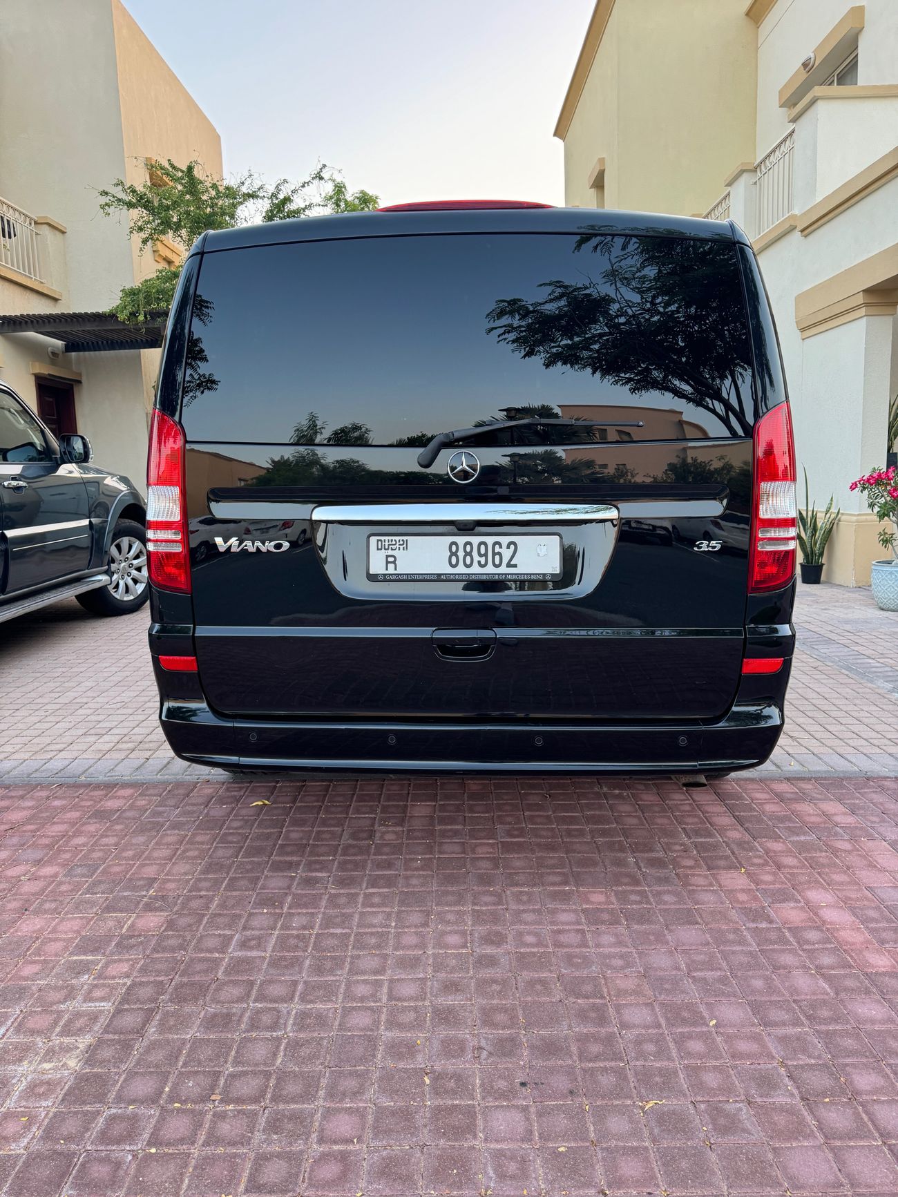 مرسيدس بنز فيانو