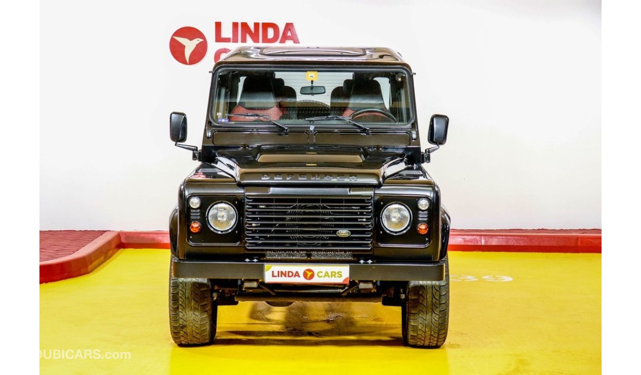 Land Rover Defender Land Rover Defender 2015 GCC under Warranty with Flexible Down-Payment.