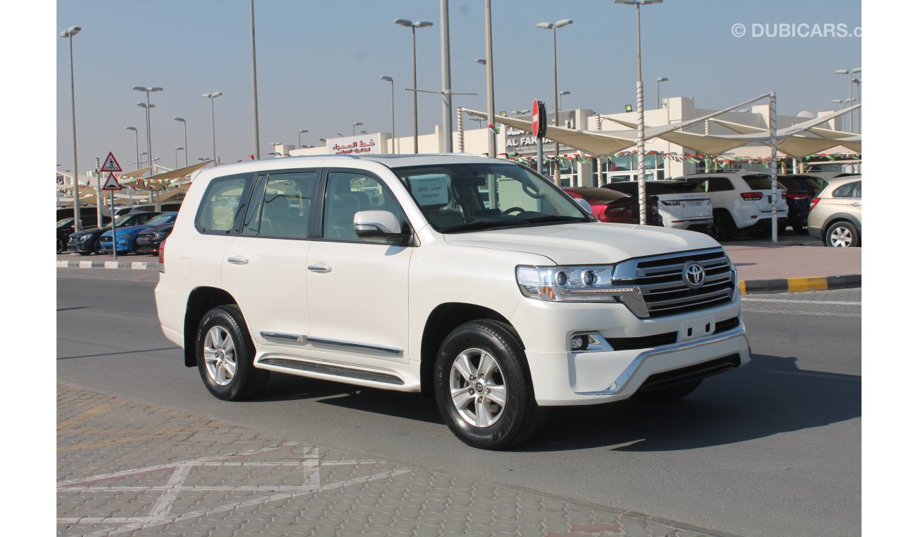 Toyota Land Cruiser Toyota Land Cruiser GCC 2018 in excellent condition