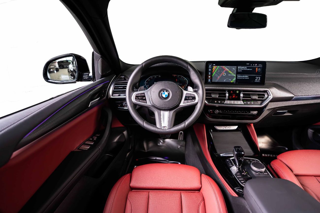 BMW X4 xDrive 30i M Sport 2.0L GCC-1 Owner-Very Low Mileage-AGMC Warranty & Service Package Until 2029