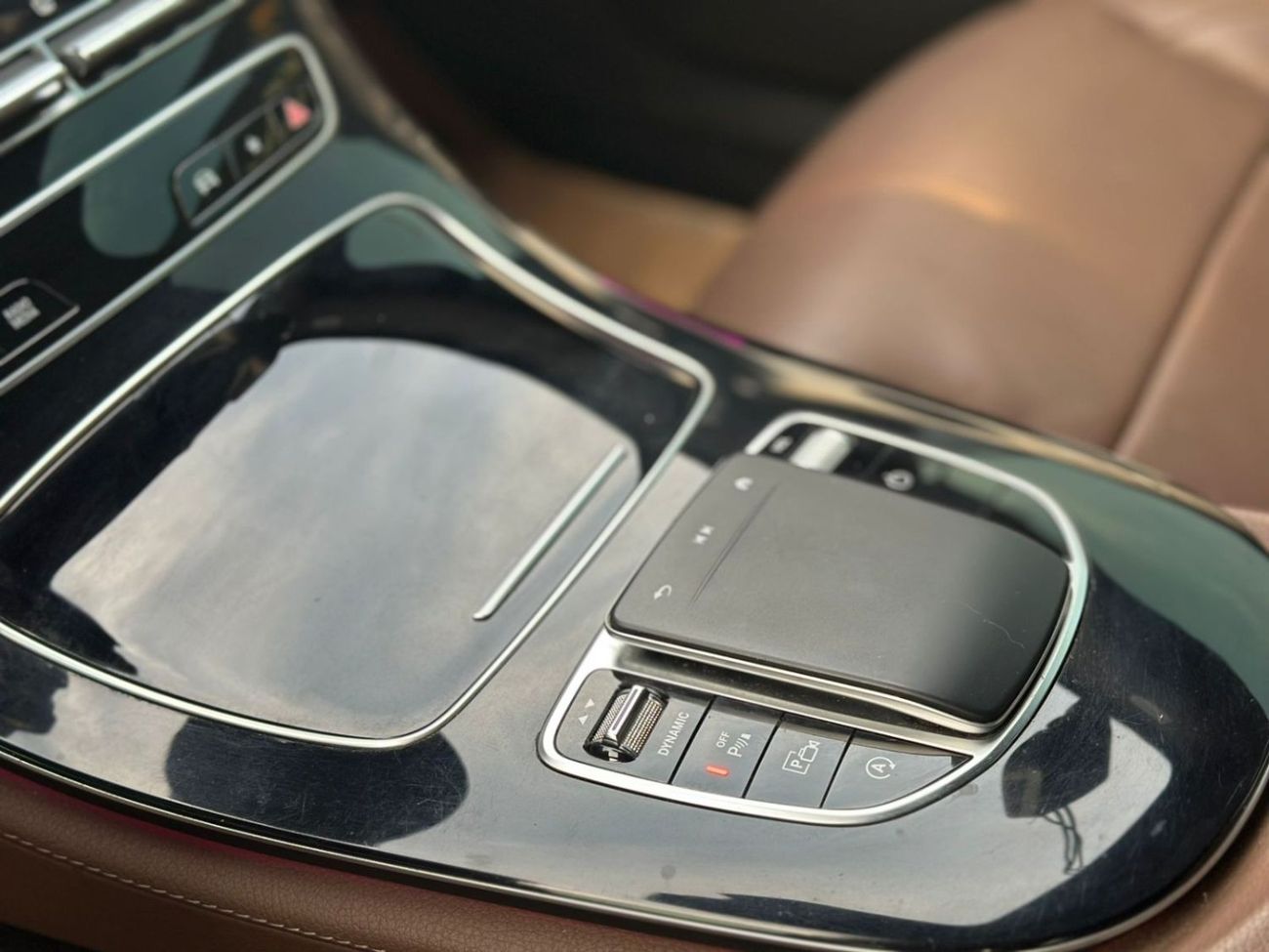 مرسيدس بنز E 250 Mercedes Benz E 250 2021 Korean Specs