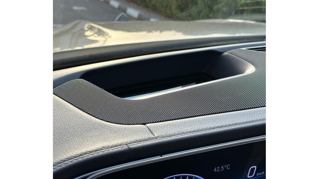 Mercedes-Benz GLS 450 Premium MERCEDES BENZ GLS 450 MODEL 2020 KM 49000 NO ACCIDENT NO PAINT ISSUE WITH KIT MAYBACH GLS600