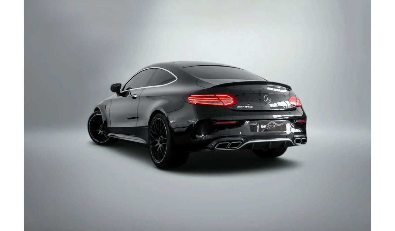 Mercedes-Benz C 63S AMG Std 4.0L Coupe