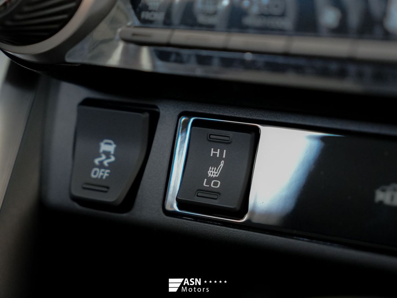 Toyota RAV4 2.5L Hybrid E-CVT AWD Elite Plus Edition 2025 (Export Price)