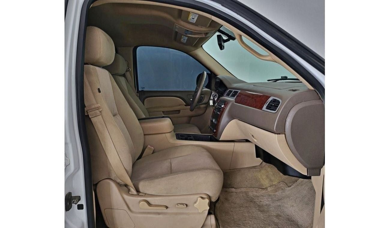 Chevrolet Suburban LT 5.3L-8CYL - EXCELLENT CONDITION