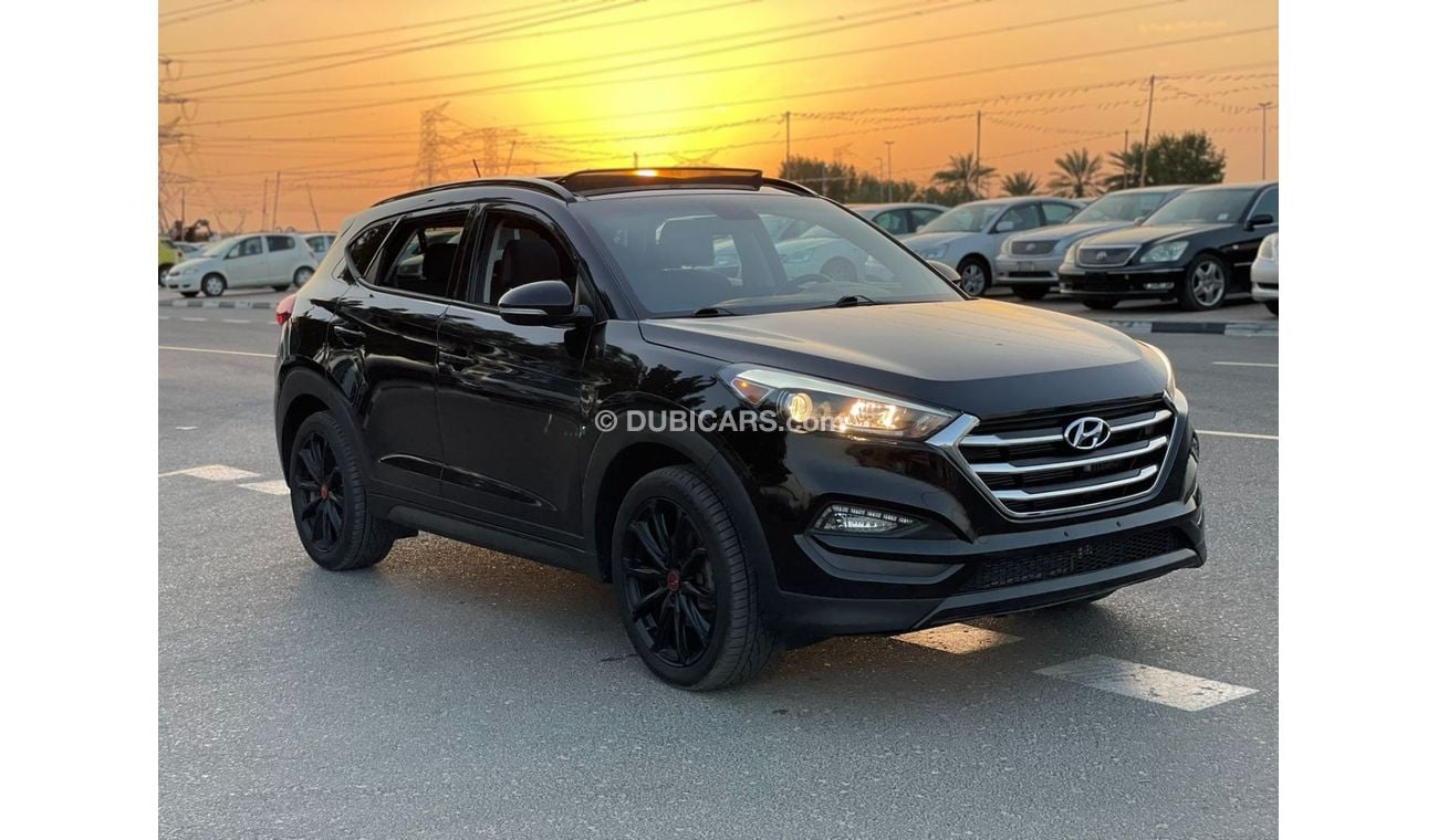 هيونداي توسون 2017 Hyundai Tucson 1600cc 4x4 Turbo - Black RV Edition - 2 keys & Full Panoramic View