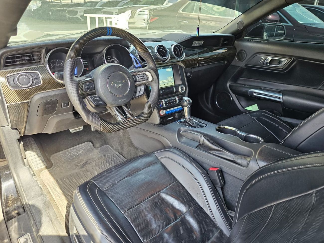 Ford Mustang GT Premium 5.0L V8