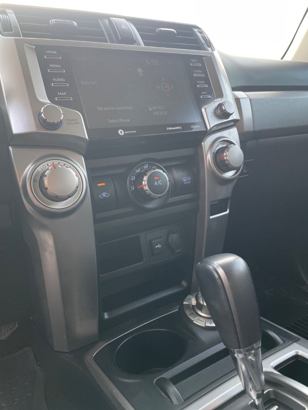 تويوتا Runner4 2021 Toyota 4Runner SR5 – 4x4 AWD – Clean Powerful – Excellent Condition