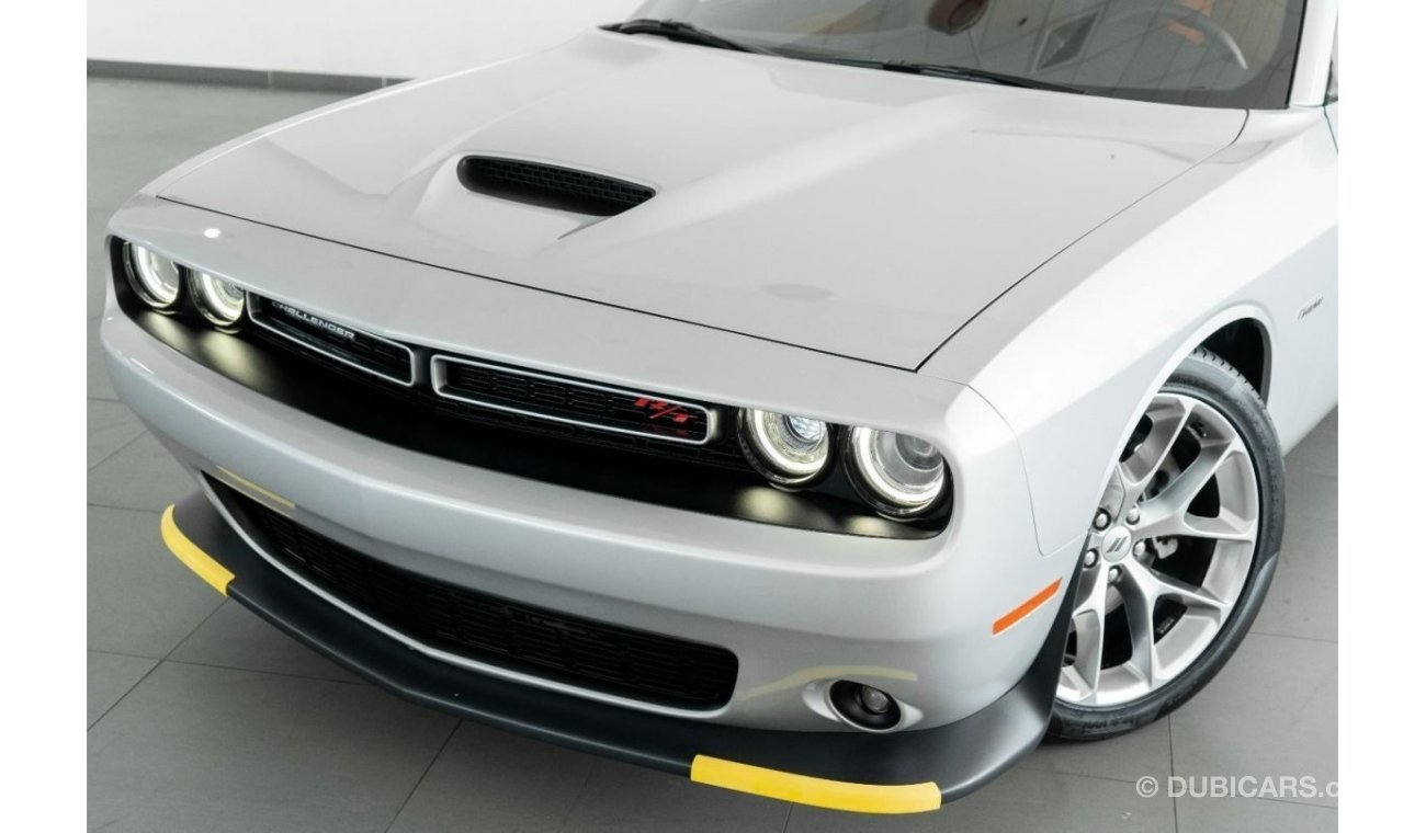 دودج تشالينجر 2019 Dodge Challenger R/T / Full Dodge Service History & Dodge Warranty