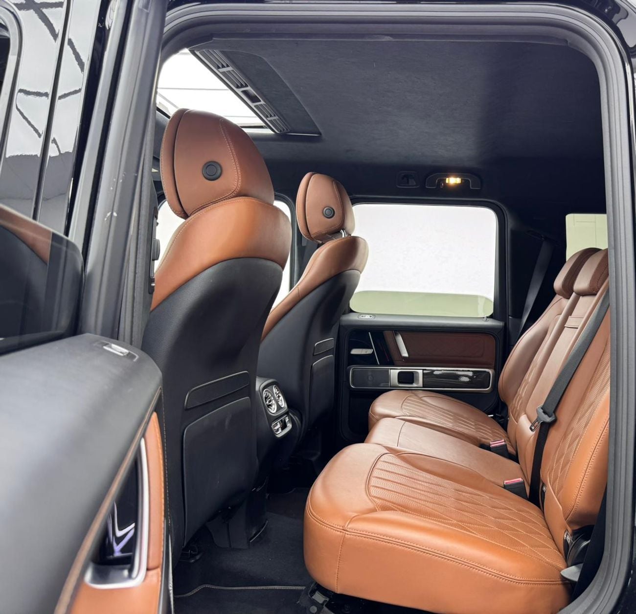 Mercedes-Benz G 63 AMG 2022 Mercedes Benz G63 AMG Night Package G Manufaktur, 2027 Mercedes Service Pack, Fully Loaded, GCC