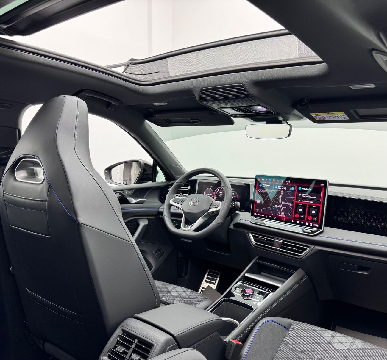 Volkswagen Tiguan Trend 1.4L 2025 Volkswagen Tiguan R-Line 1.4 TSI, 2028 Agency Warranty & Service, Agency FSH, GCC