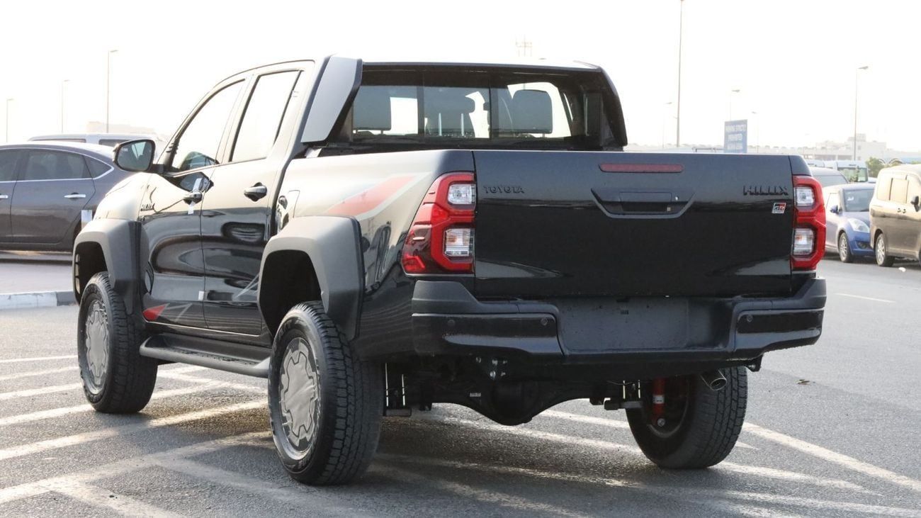 تويوتا هيلوكس GR Sport 4.0L