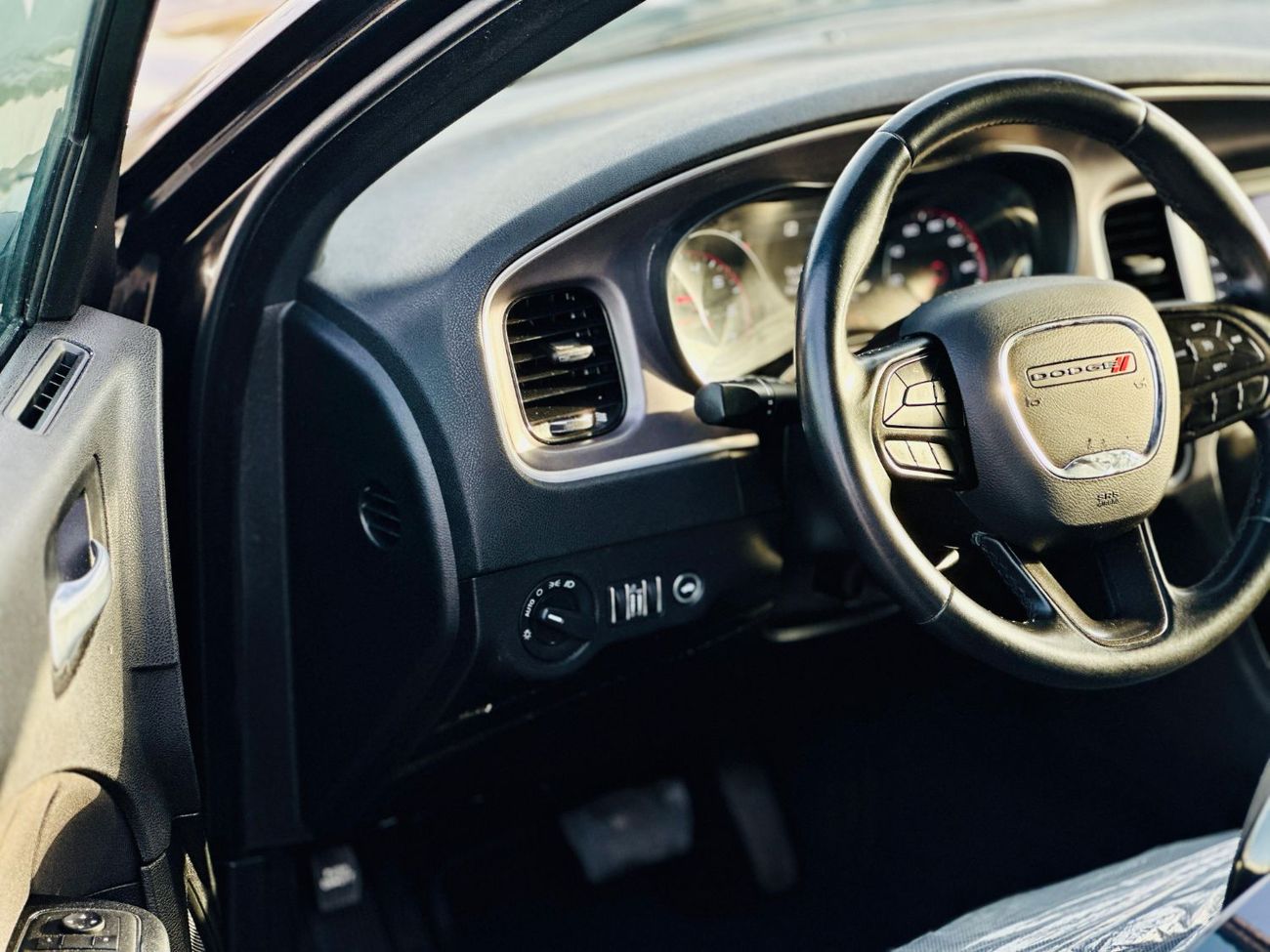 دودج تشارجر SXT 3.6L | Monthly 1250/- | 0% DP | Touch Screen | Rear View Camera | # 76861